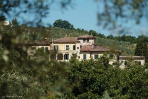 Una vista della Fattoria di Bacchereto da sud